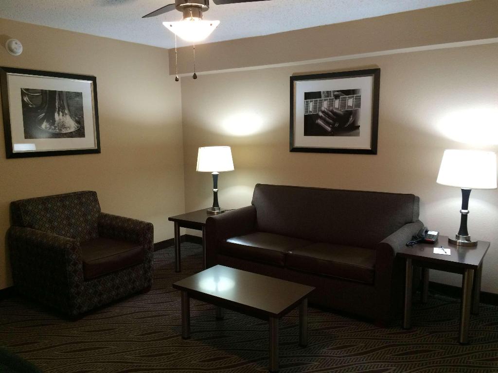 Best Western Plus Galleria Inn & Suites