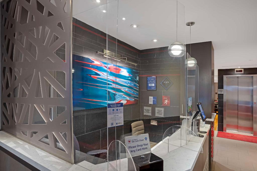 Best Western Plus Hospitality House photo 20