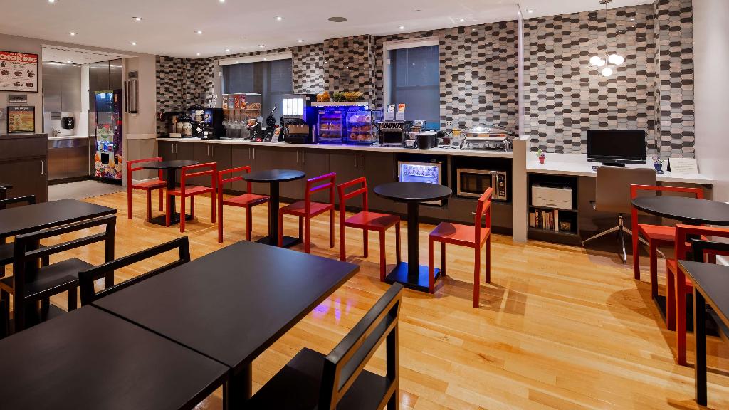 Best Western Plus Hospitality House photo 35