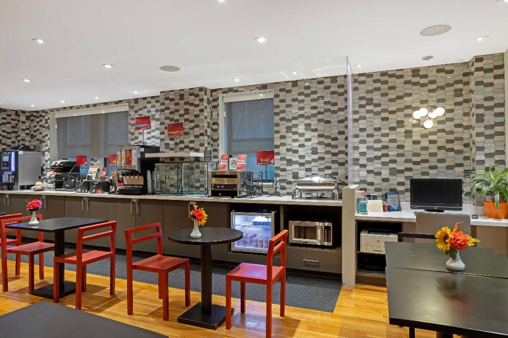 Best Western Plus Hospitality House photo 130