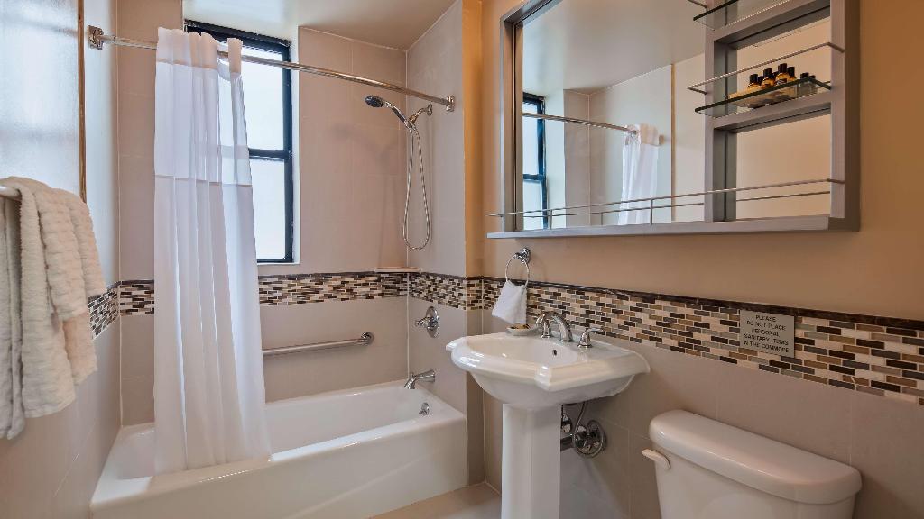 Best Western Plus Hospitality House photo 114