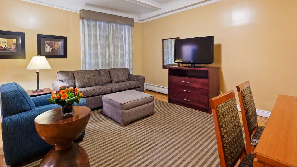 Best Western Plus Hospitality House photo 111