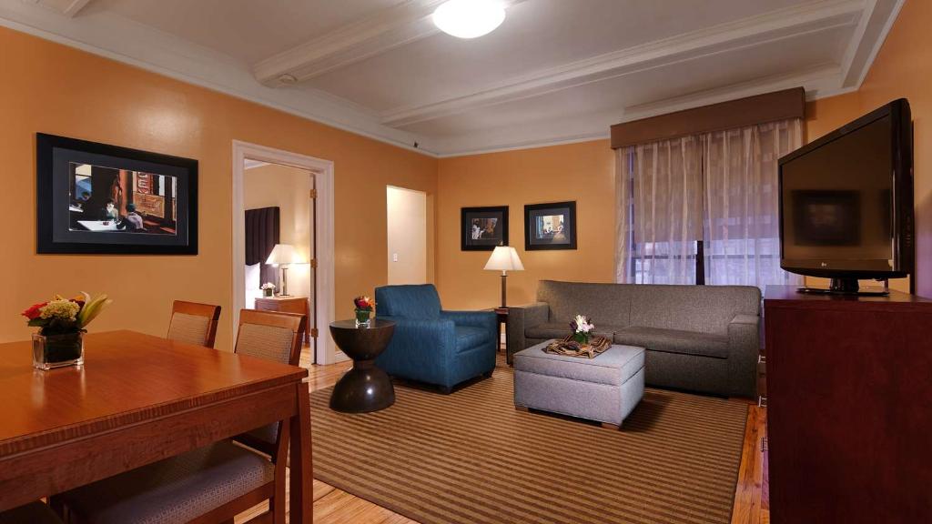 Best Western Plus Hospitality House photo 32