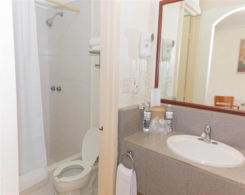 Hafersons Inn Hotel & Suites
