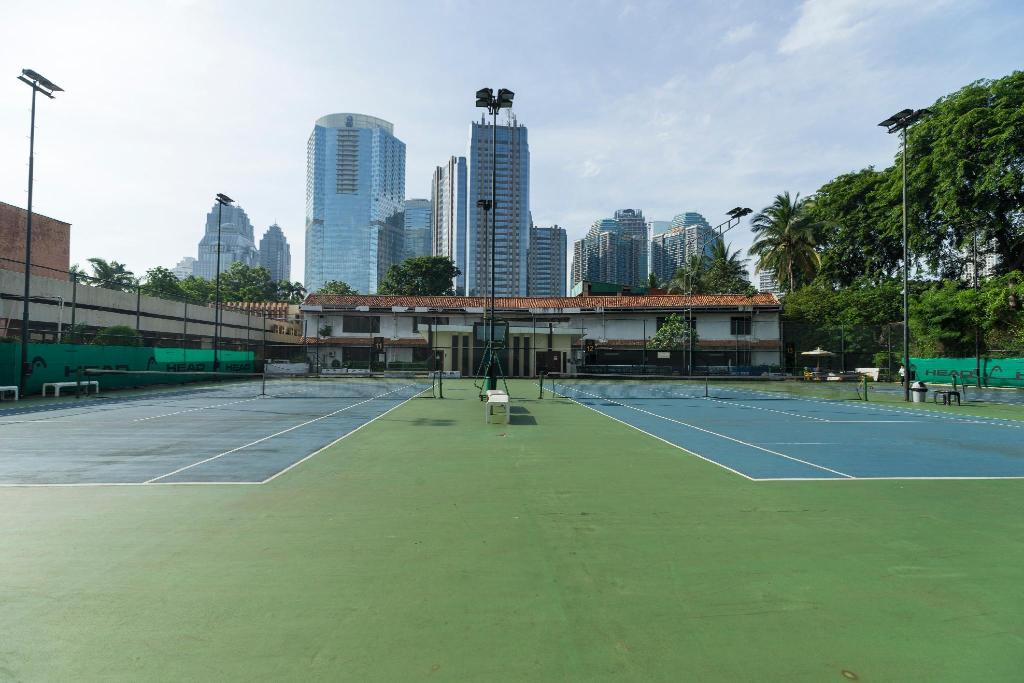 The Sultan Hotel & Residence Jakarta - Sports and Entertainment
