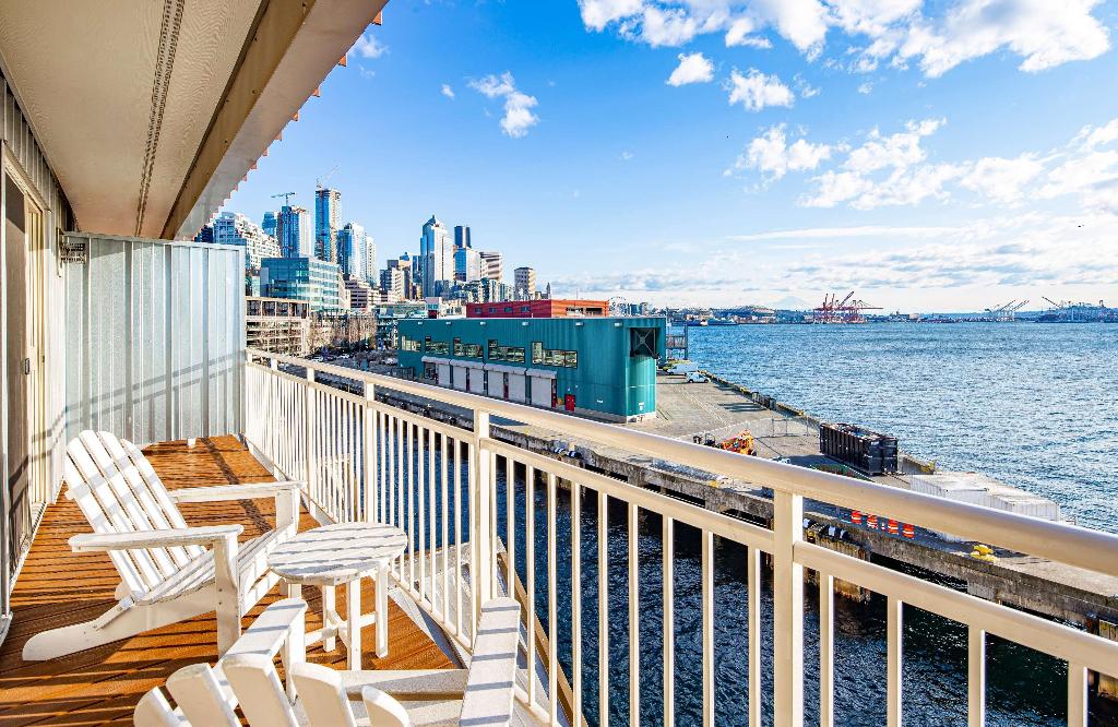 The Edgewater Seattle