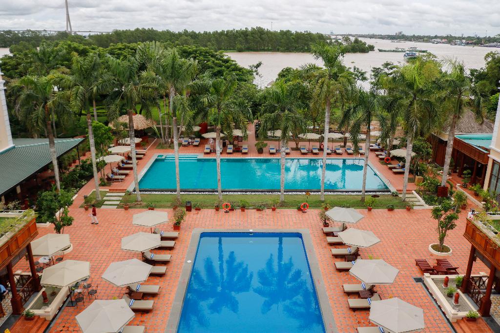 hotel-thumb