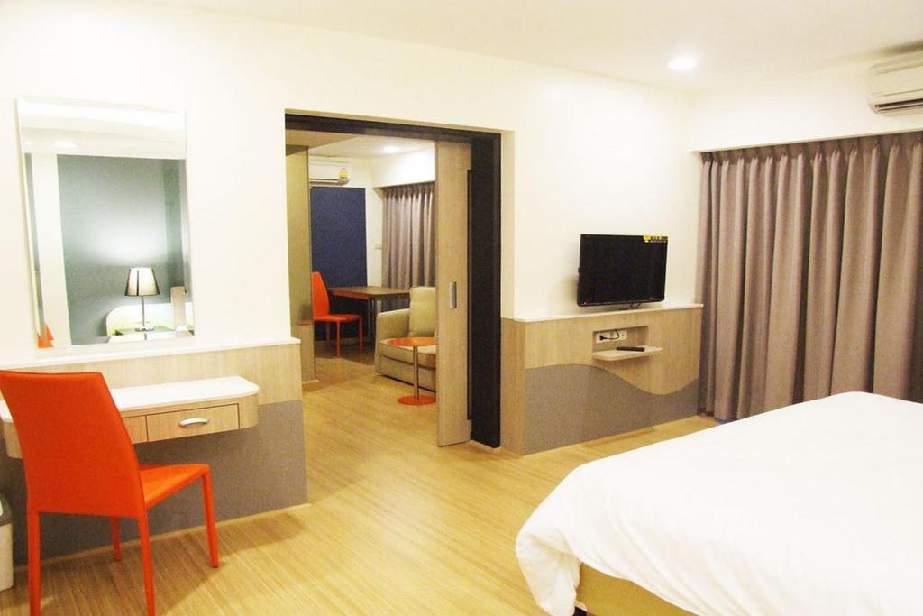 Grand Tower Inn Sathorn