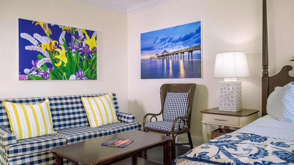 Inn at Pelican Bay