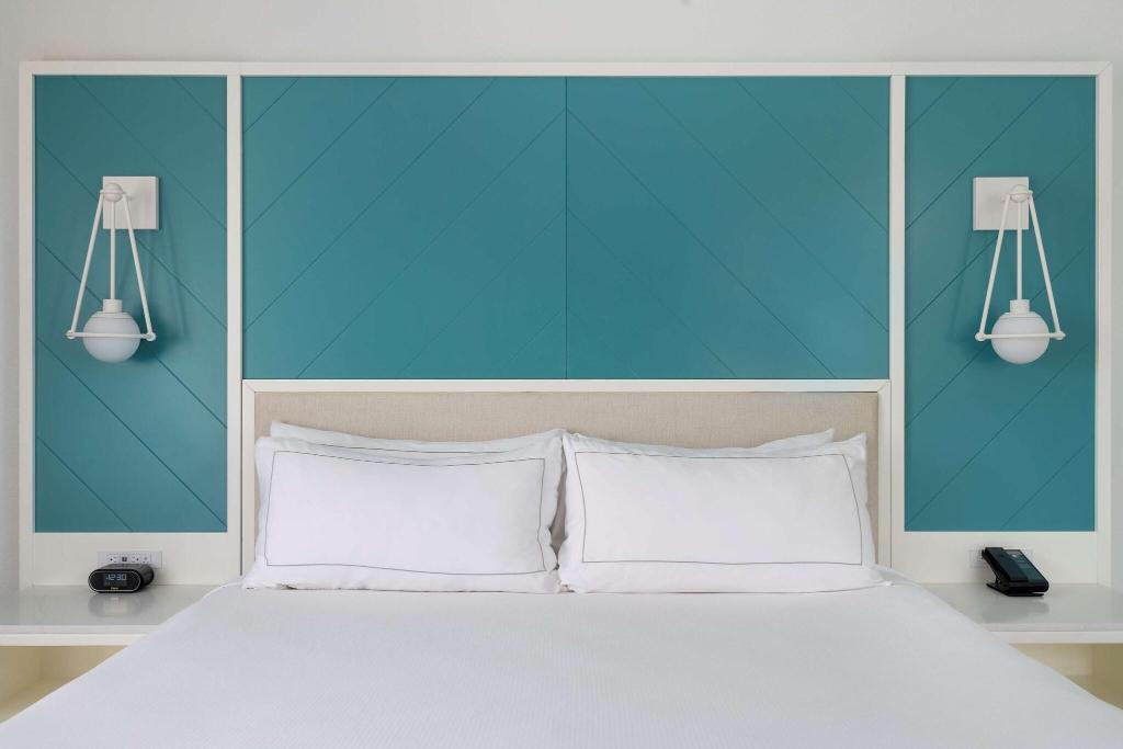Doubletree Suites By Hilton Naples