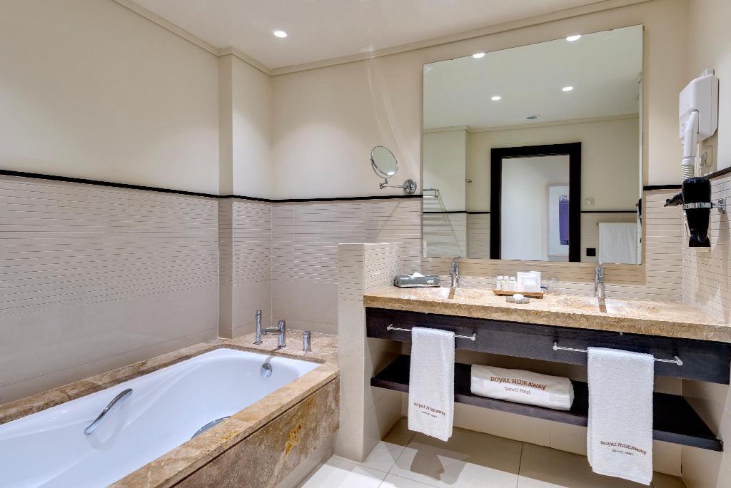 Royal Hideaway Sancti Petri