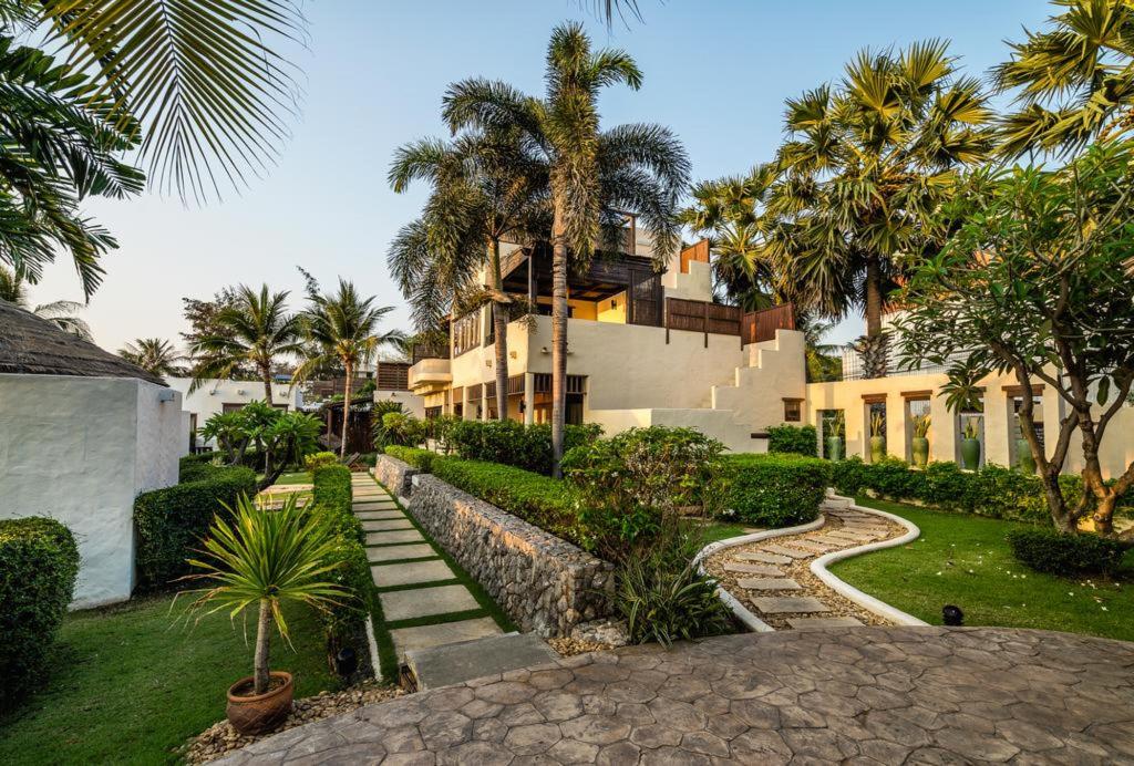 Aleenta Hua Hin Resort And Spa