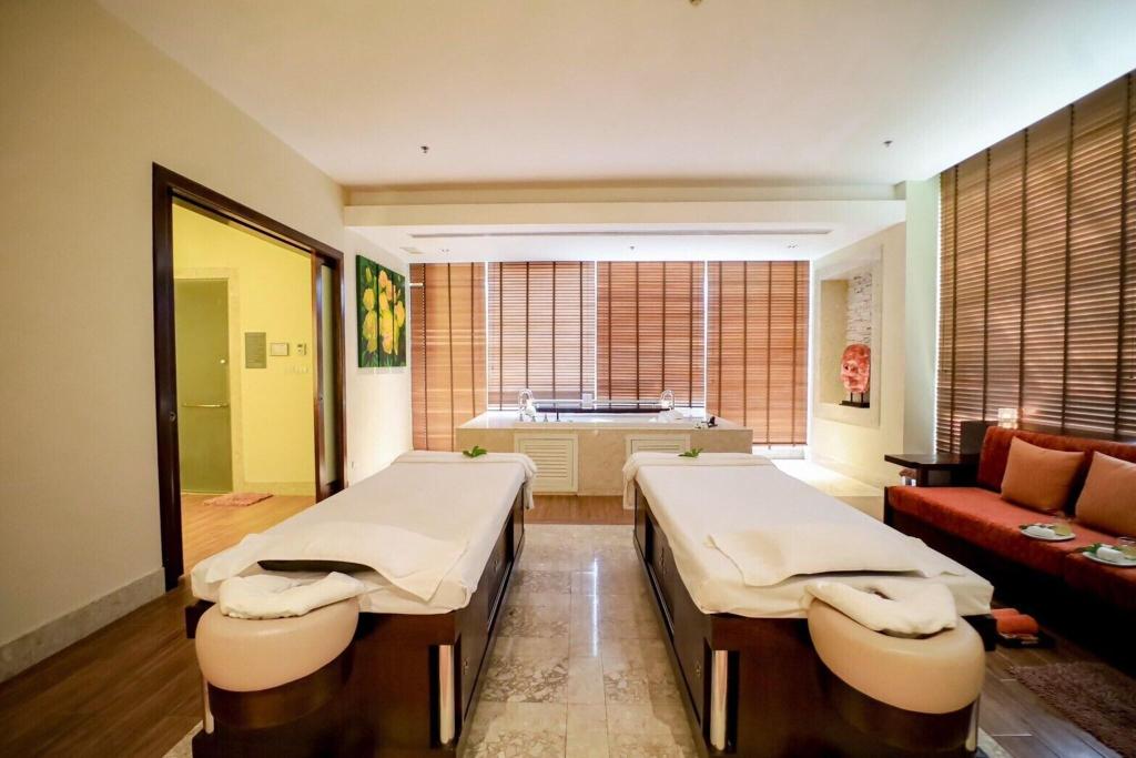 hotel-thumb