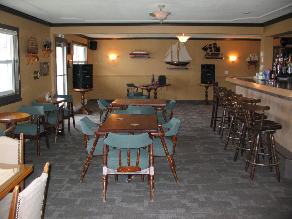 Motel 6 Moncton - New Brunswick