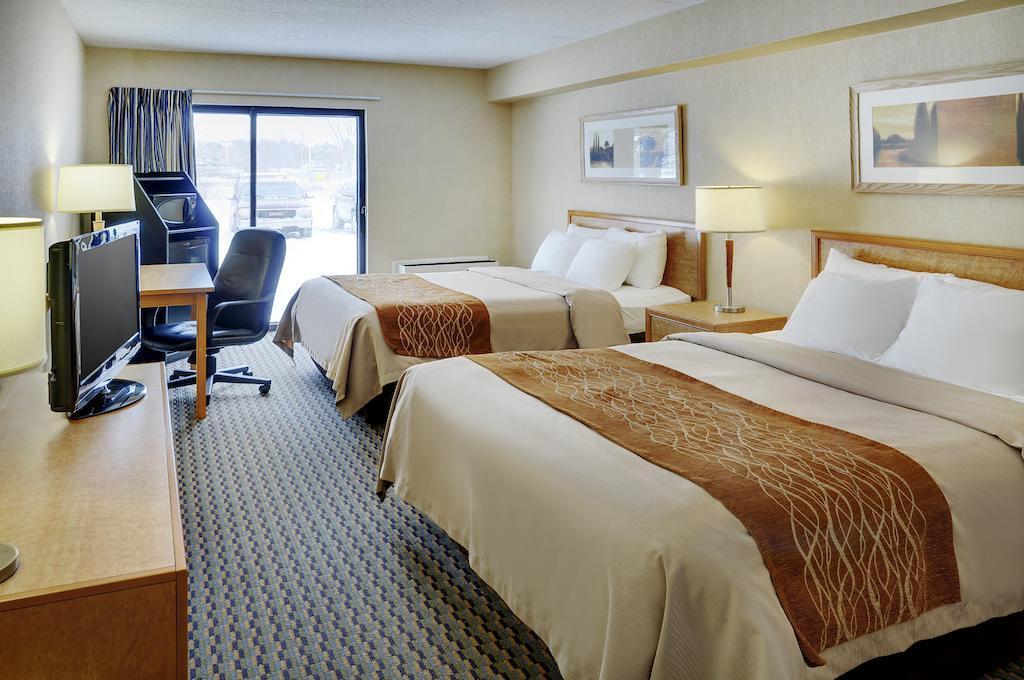 Comfort Inn Airport North Bay