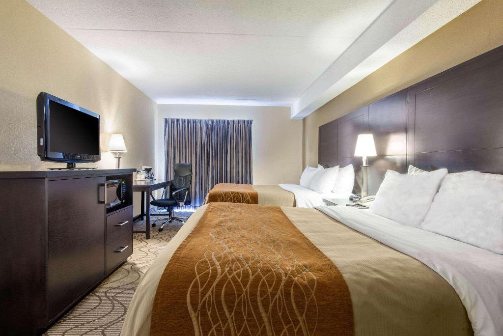 Comfort Inn Airport North Bay
