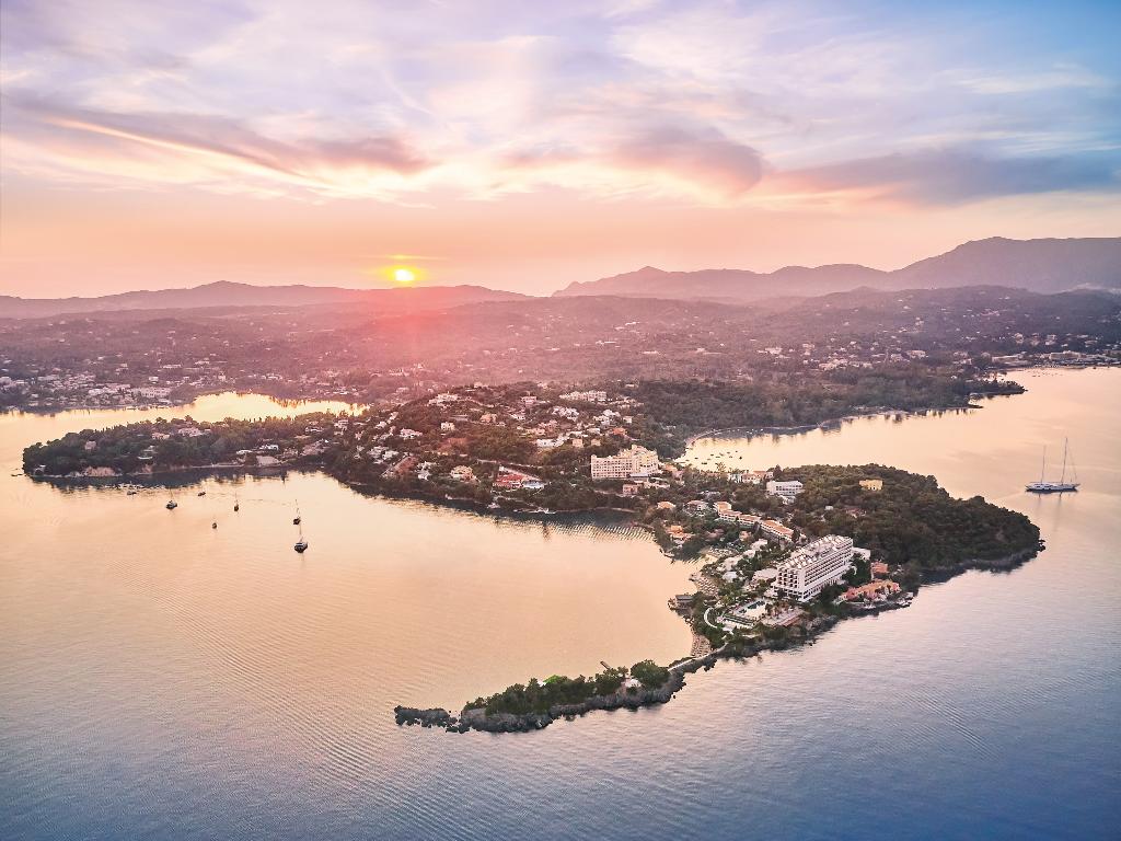 Corfu Imperial, A Resort to Live