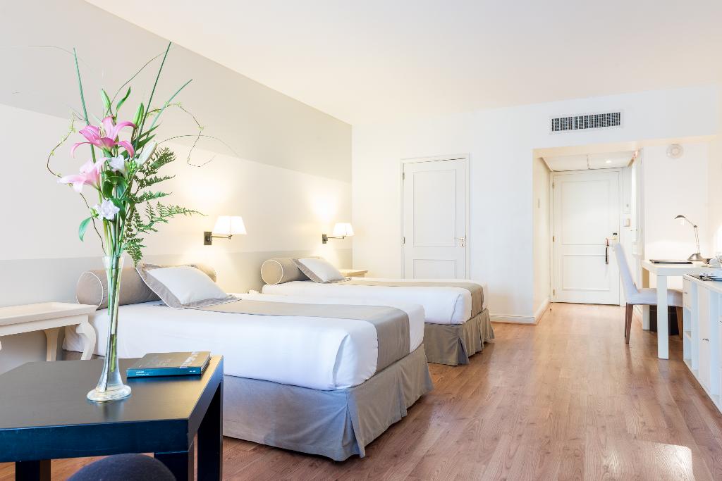 Loi Suites Recoleta