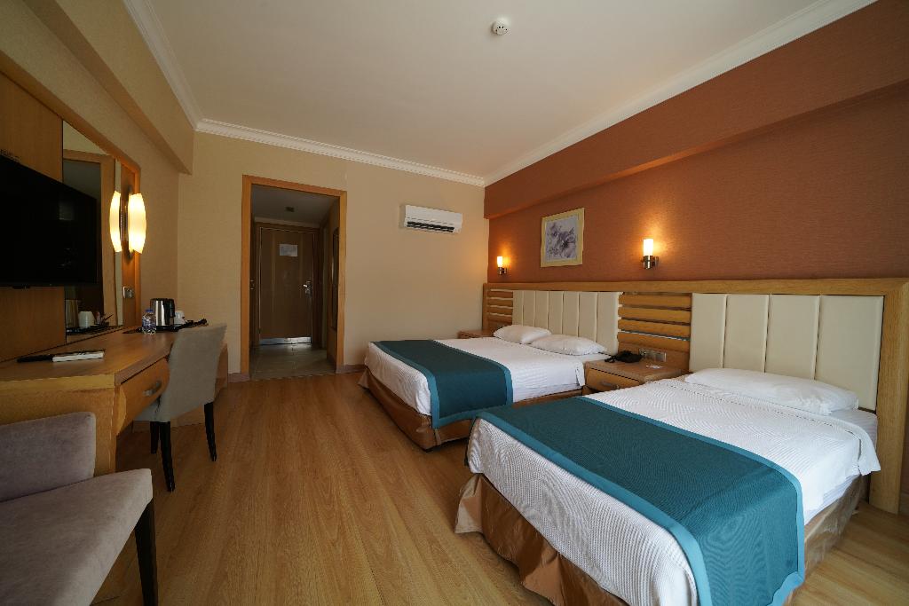 hotel-thumb