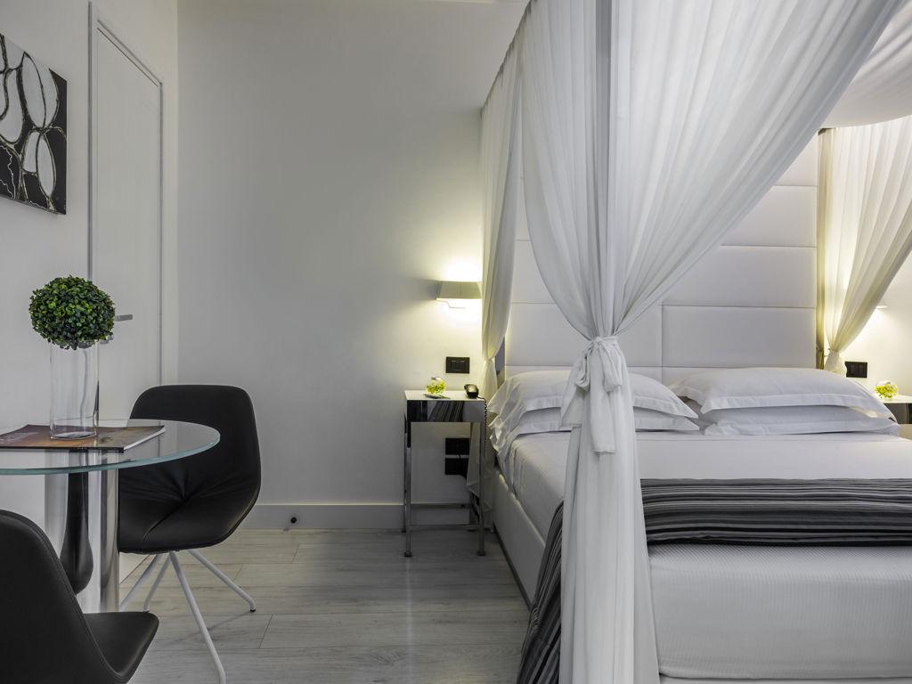 Hotel LHP Napoli Palace and Spa, Italien, Neapel. Großes 2