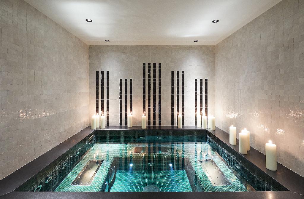 Imagem da galeria de Grand Hotel Du Palais Royal 