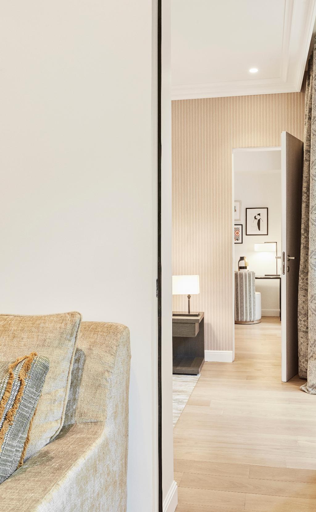 Imagem da galeria de Grand Hotel Du Palais Royal 