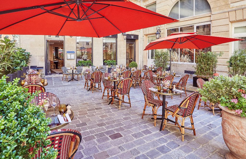 Imagem da galeria de Grand Hotel Du Palais Royal 