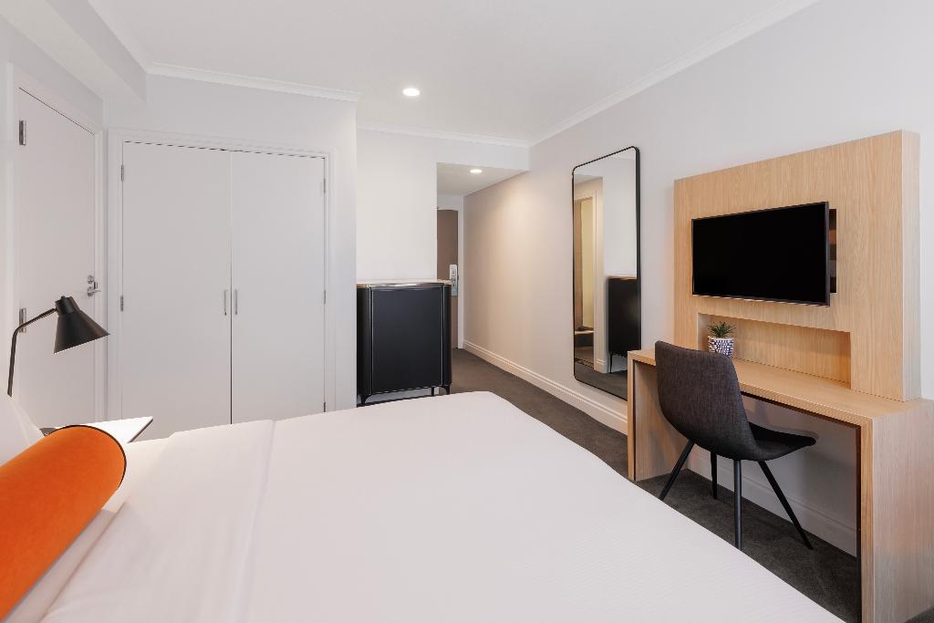 hotel-thumb