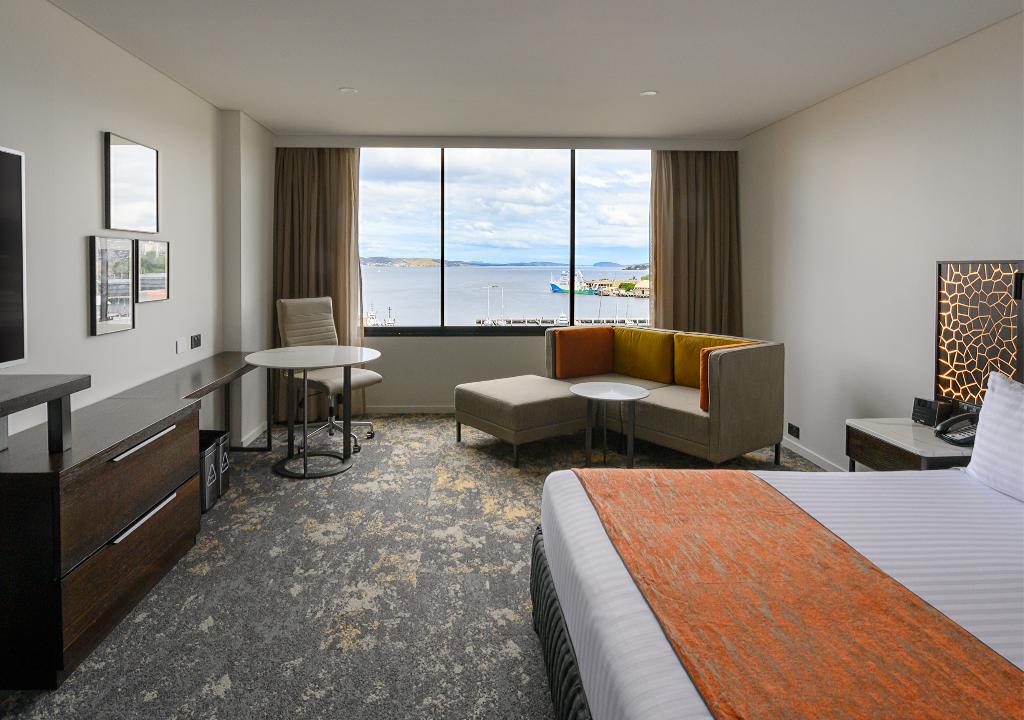 hotel-thumb