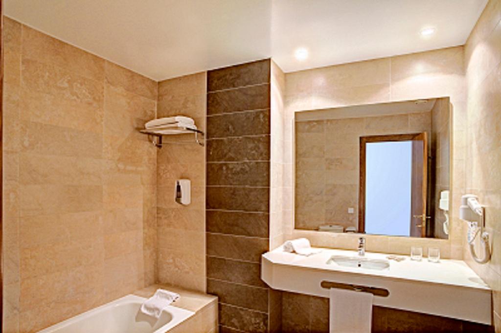 Hotel y Apartamentos Casablanca