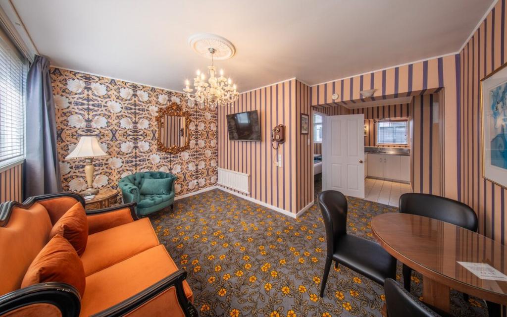 hotel-thumb