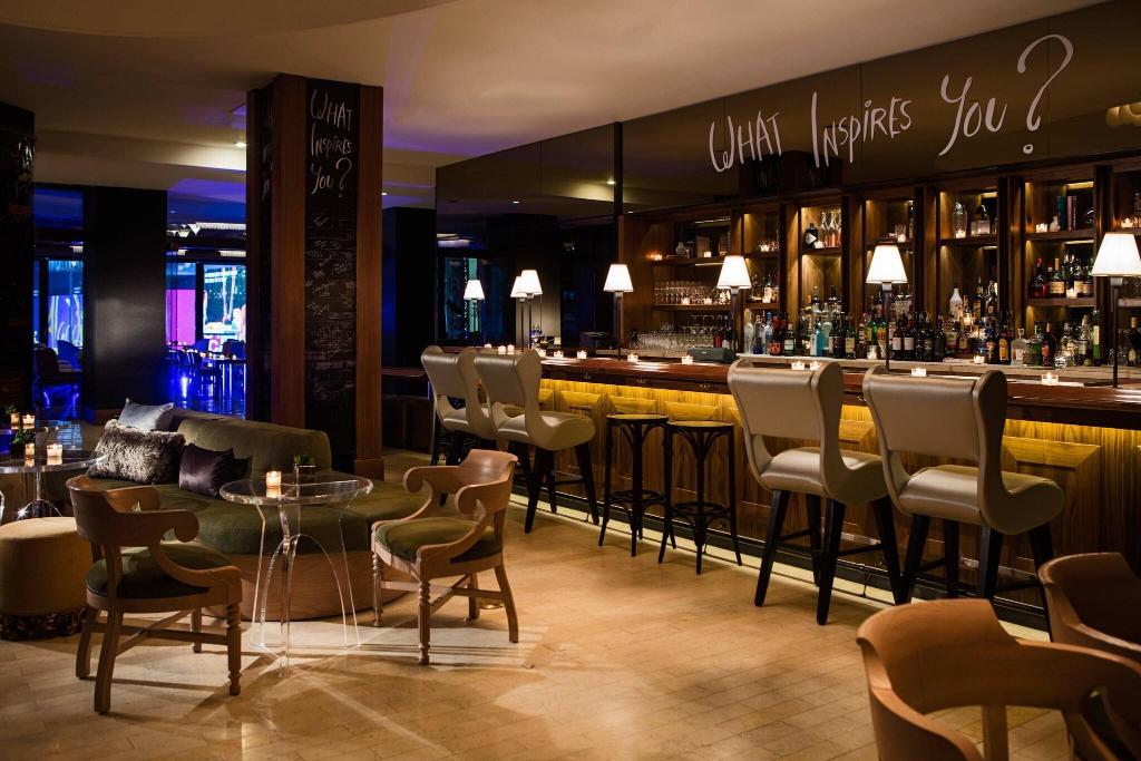 Imagem da galeria de Renaissance New York Times Square Hotel