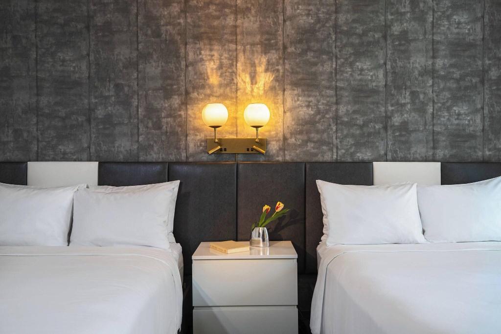 Imagem da galeria de Renaissance New York Times Square Hotel