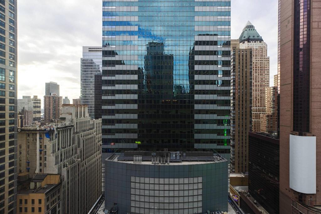 Imagem da galeria de Renaissance New York Times Square Hotel