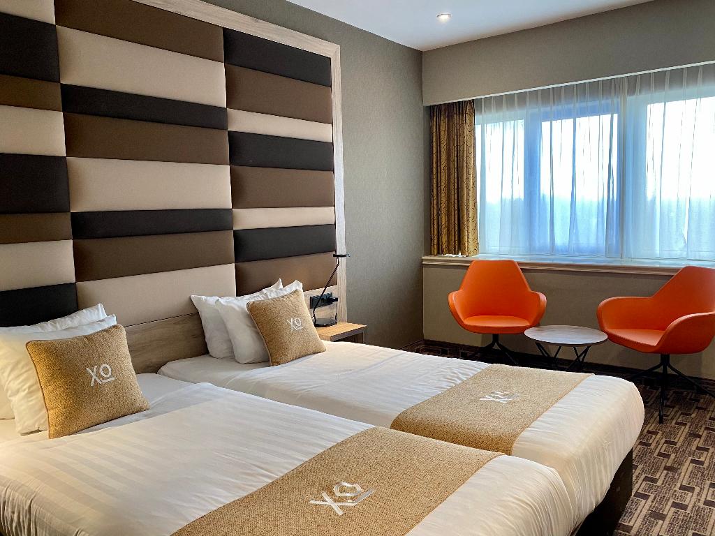 Xo Hotels Blue Tower