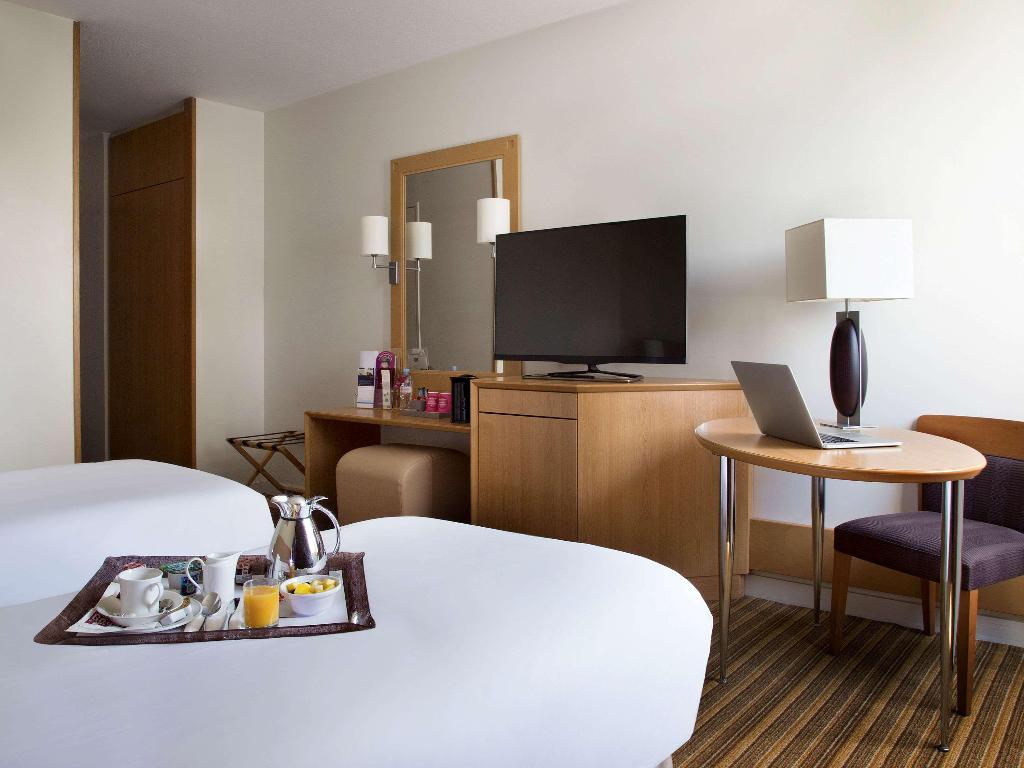 Hotel Hôtel Mercure Paris Roissy-Charles-de-Gaulle, Frankreich, Roissy-en-France. Großes 130
