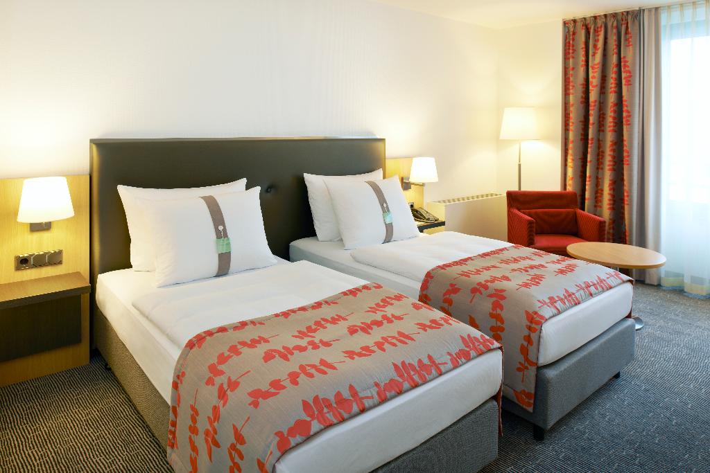 hotel-thumb