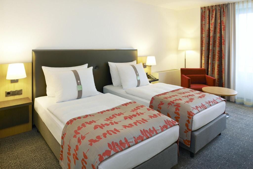 hotel-thumb