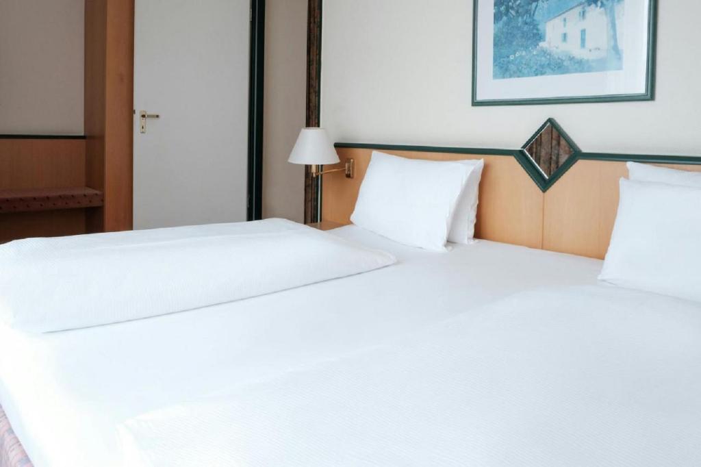 hotel-thumb