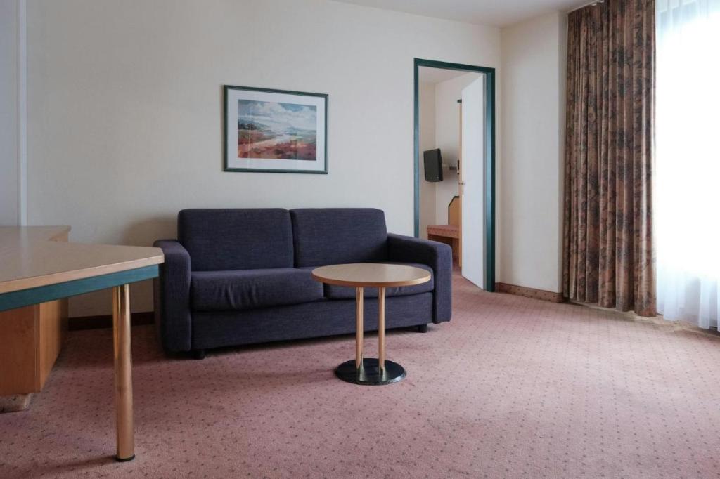hotel-thumb