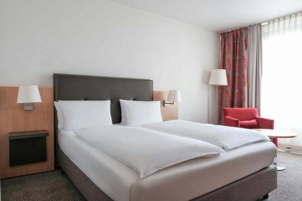 hotel-thumb