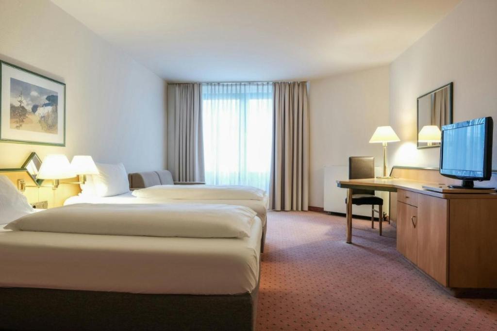 hotel-thumb
