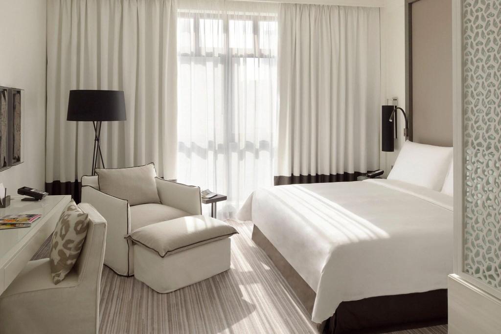 hotel-thumb