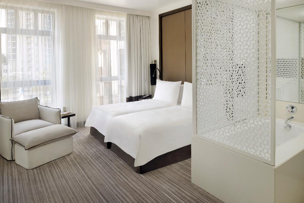 hotel-thumb