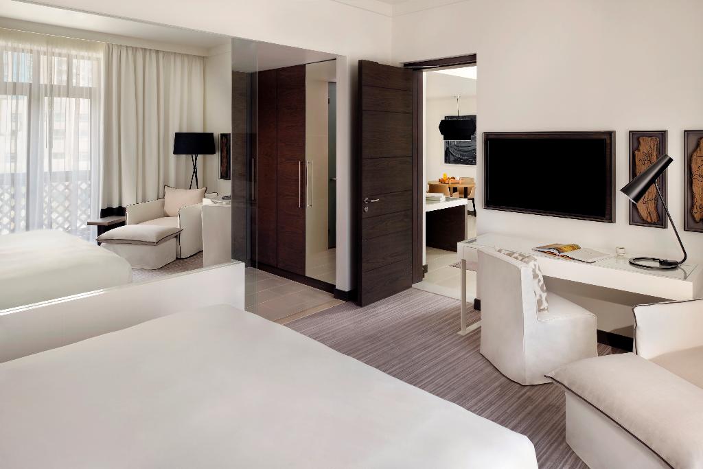hotel-thumb