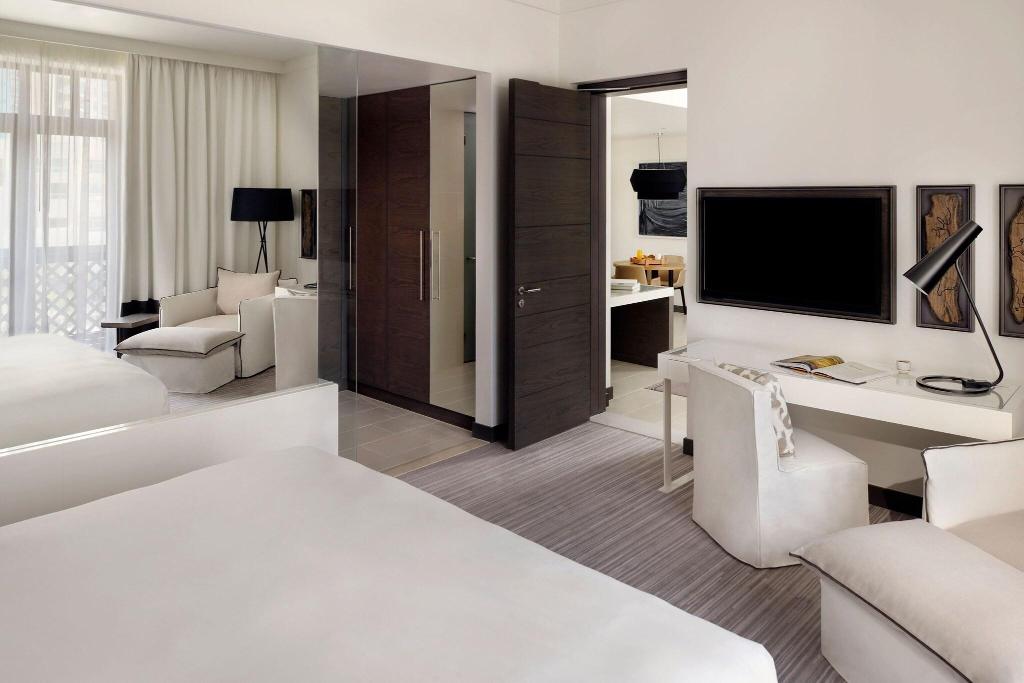 hotel-thumb