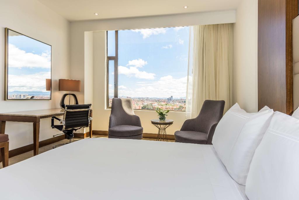 NH Collection Bogotá Teleport Royal