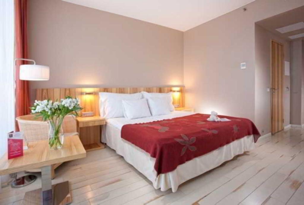 Hestia Hotel Europa