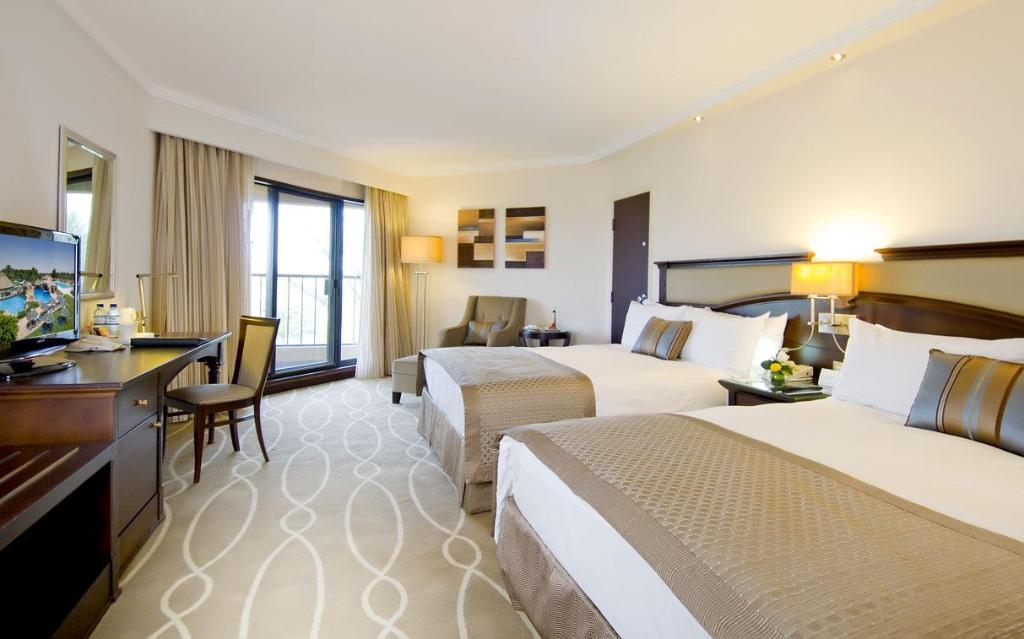 hotel-thumb