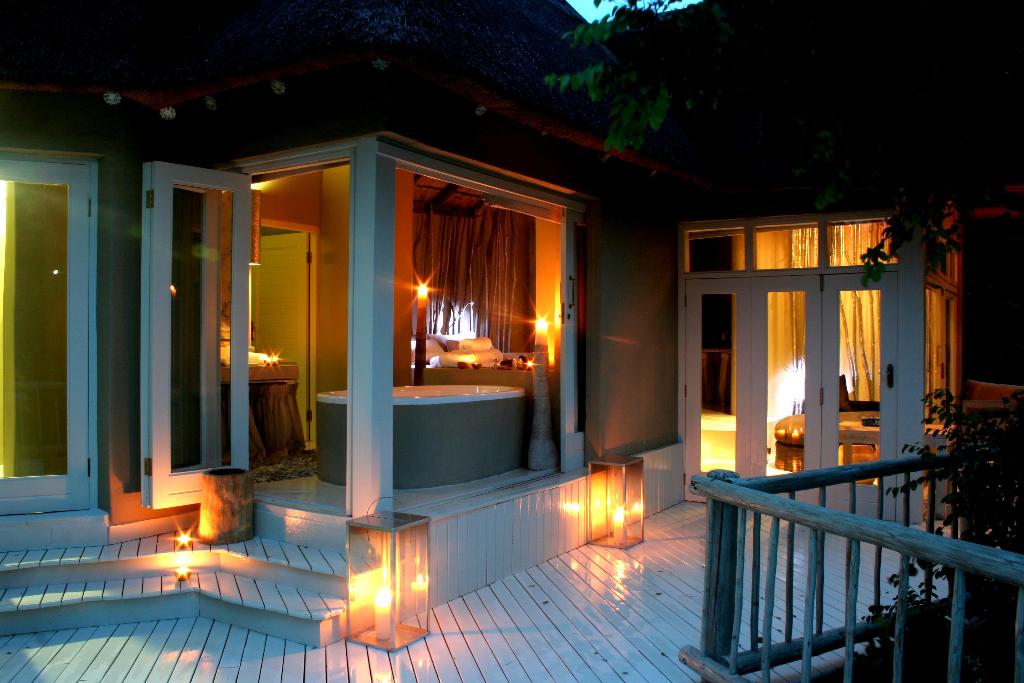 Clifftop Exclusive Safari Hideaway